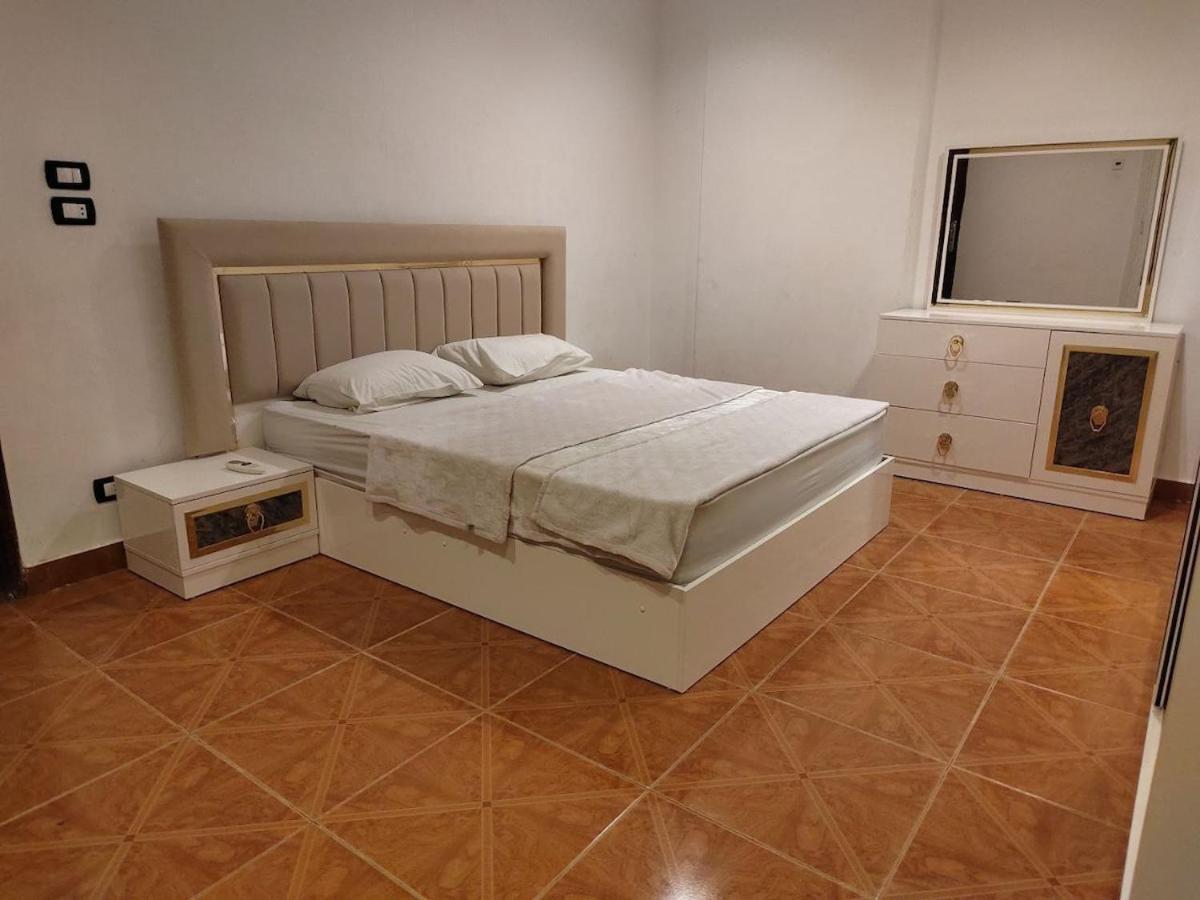Apartment At Nasr *